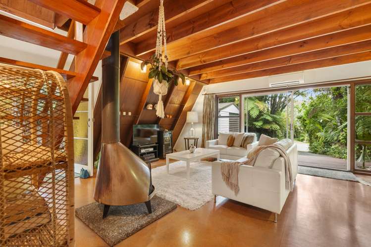 117 Woodlands Park Road Titirangi_11