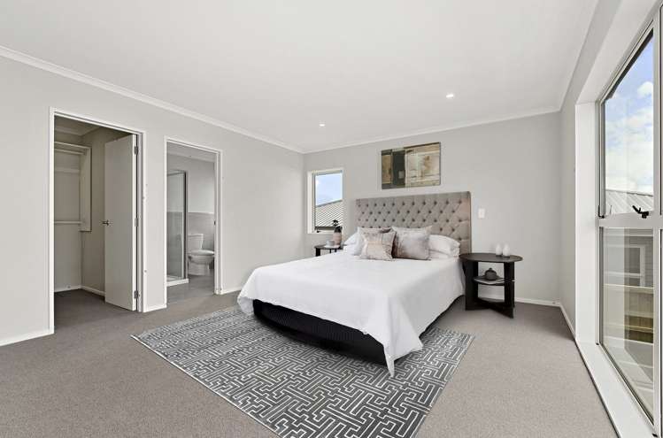 3 Iron Lane Red Beach_8