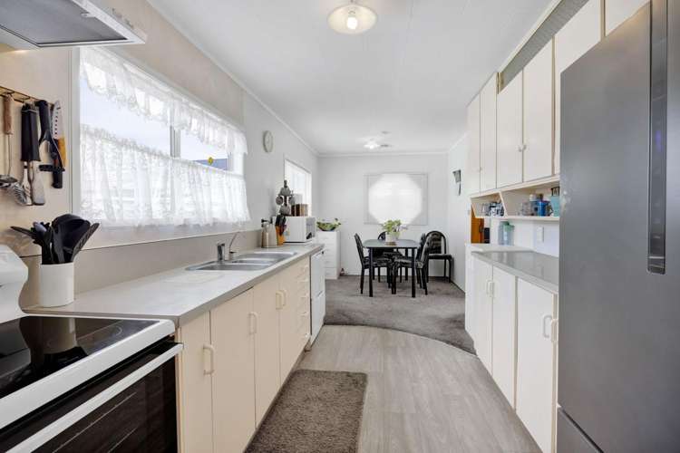 48A Collins Street Hawera_2