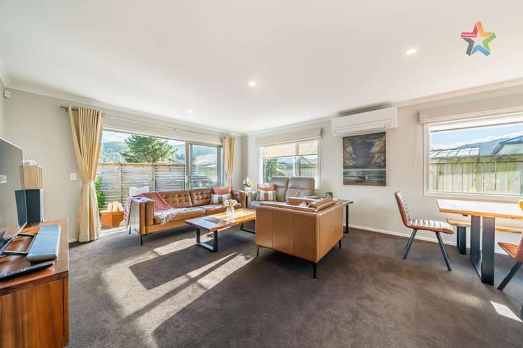 7 Brian Hughes Road Wainuiomata_7