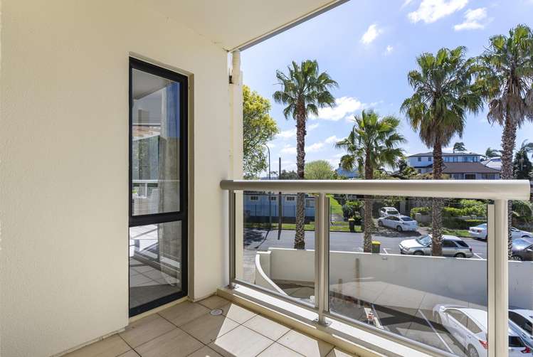 2B/4-6 Collins Street Takapuna_18