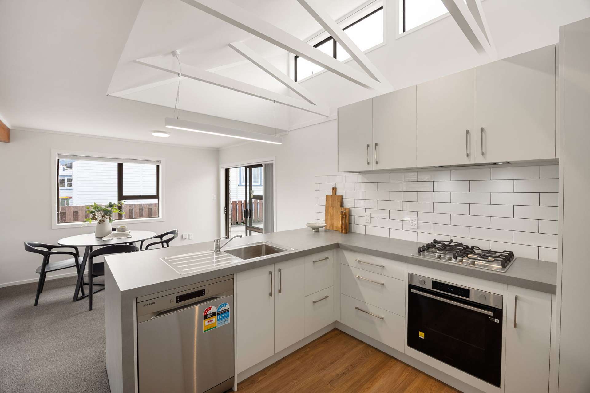 2/1 St Olpherts Avenue Hamilton East_0