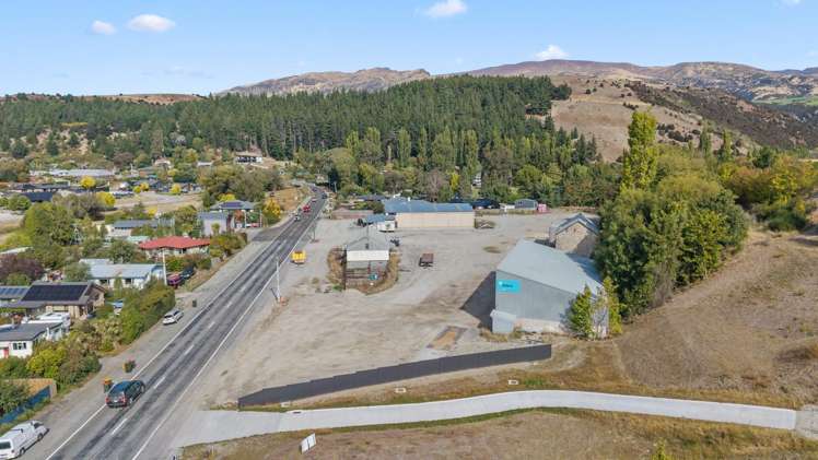 132 Main Road Luggate_11