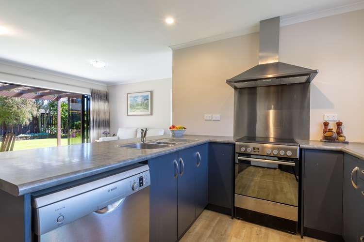 10 De La Mare Drive Leamington_4