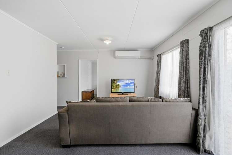 1-4/158 Crinan Street Appleby_4