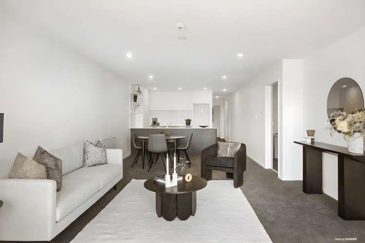 210/8 Thompson Park Road Mount Wellington_6