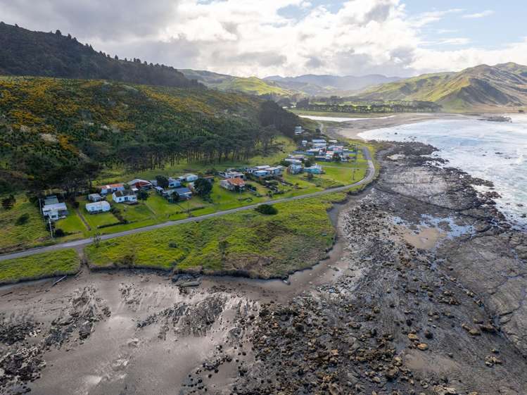 1105 Mataikona Road Mataikona_2