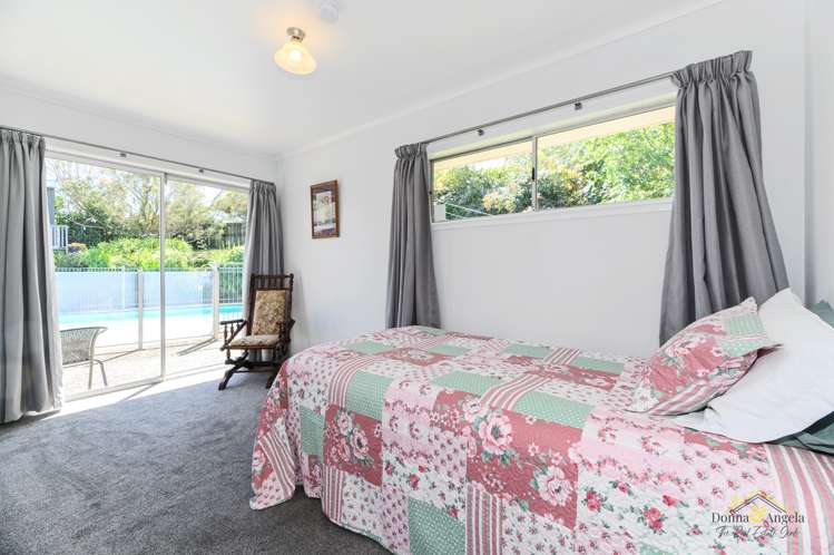 5 Tropicana Drive Mount Roskill_21