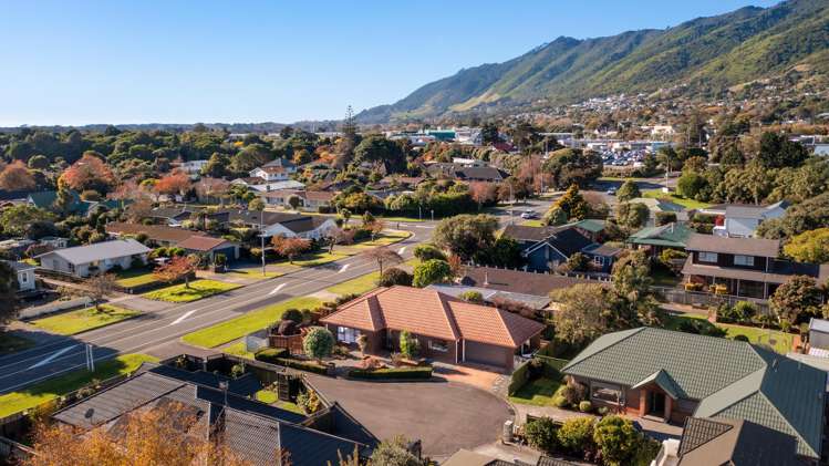 1 Inverell Place Waikanae_26