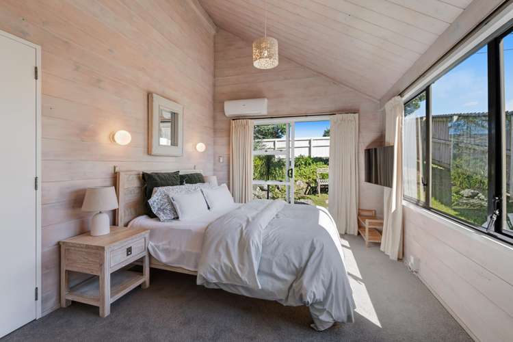 13 Moffat Road Red Beach_13