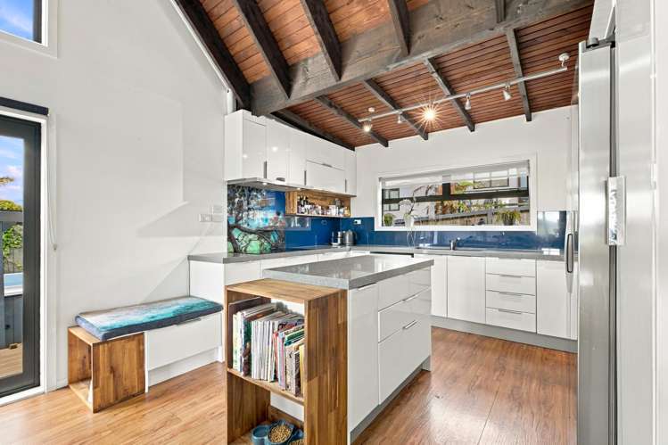 10 Lochinvar Place Hairini_4