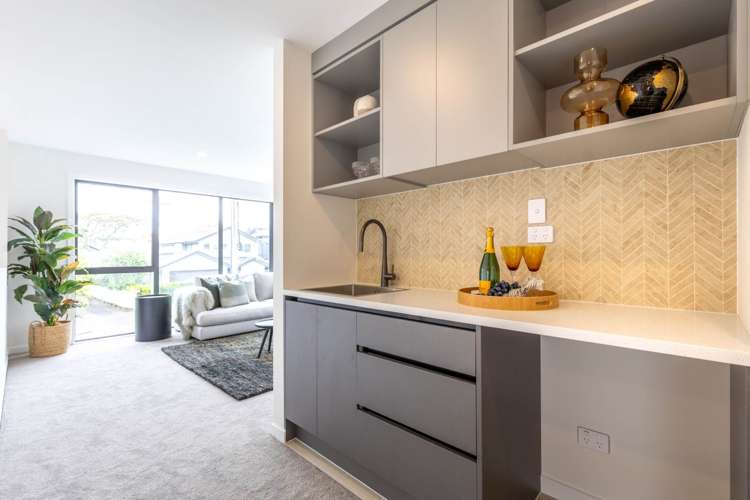 73 Kesteven Avenue_3