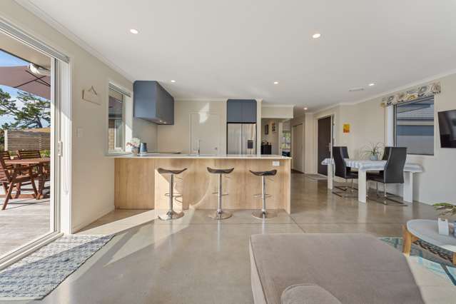 2 Piharau Crescent Hurdon_3