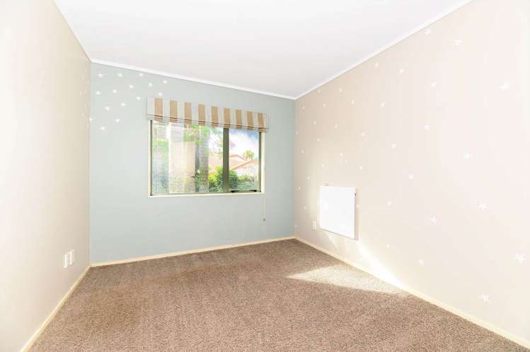 23 Goldfinch Rise Unsworth Heights_17