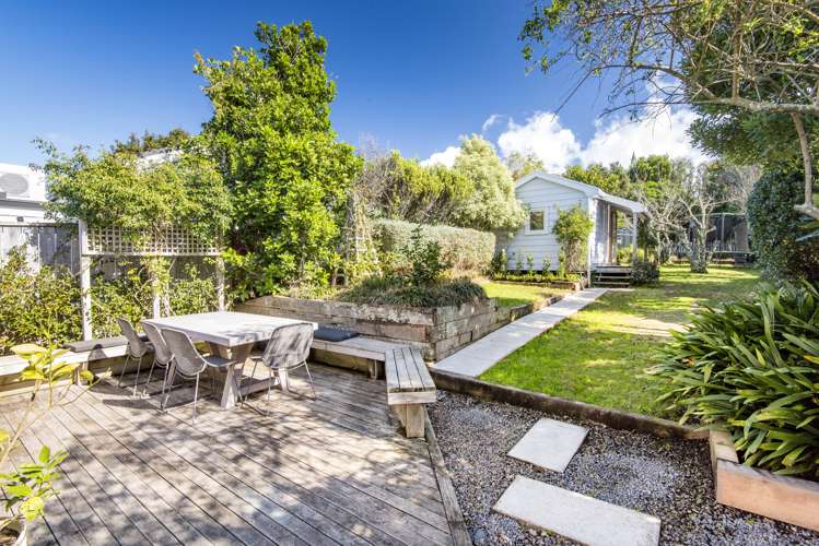 27 William Bond Street Stanley Point_10