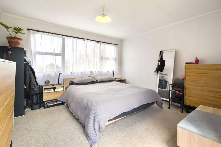 203 Fergusson Road Halcombe_13