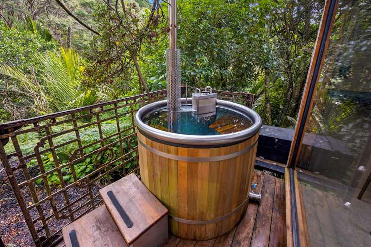 33 Kohu Road Titirangi_26
