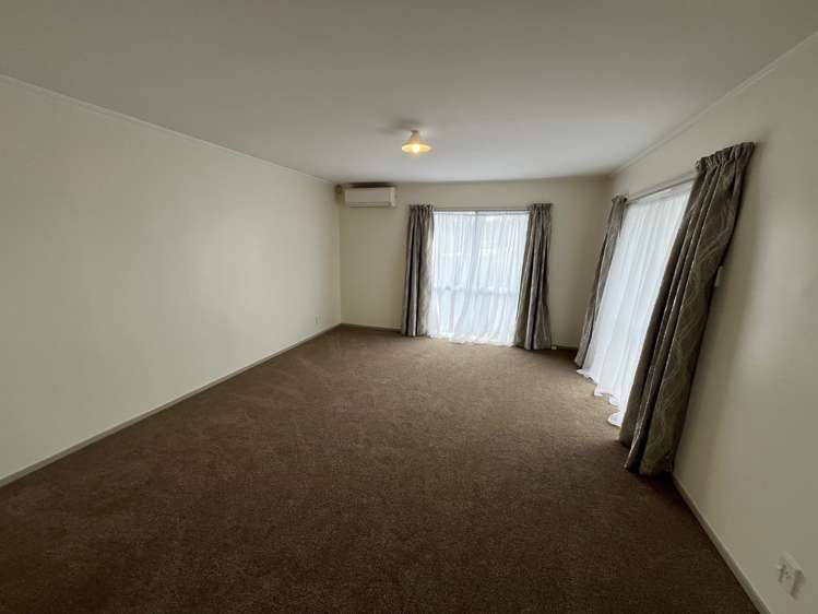 1/220 Waitemata Drive Ranui_5