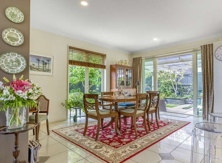 3 Merlin Close Huntington_11