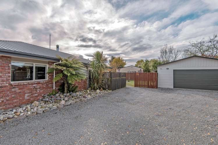 288 Horndon Street Darfield_21