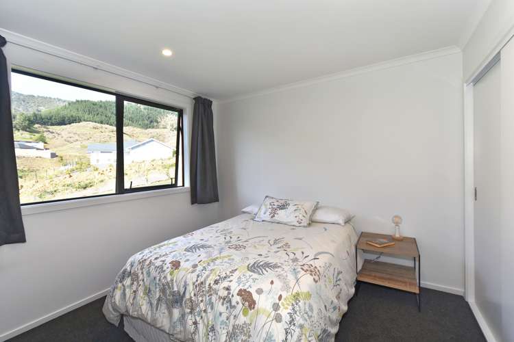 6 Kingfisher Lane Stoke_10