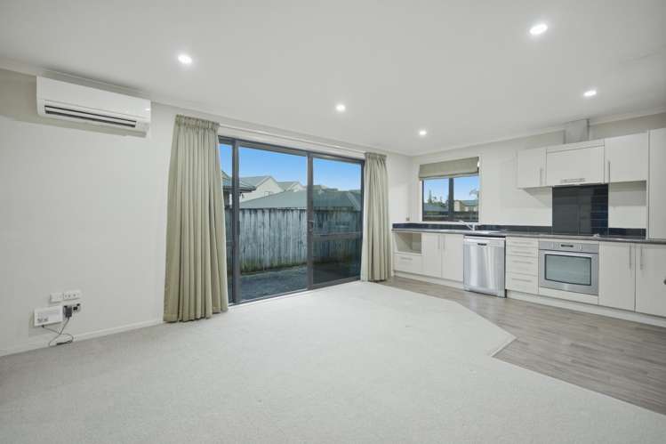 4/31 Jones Crescent Melville_2