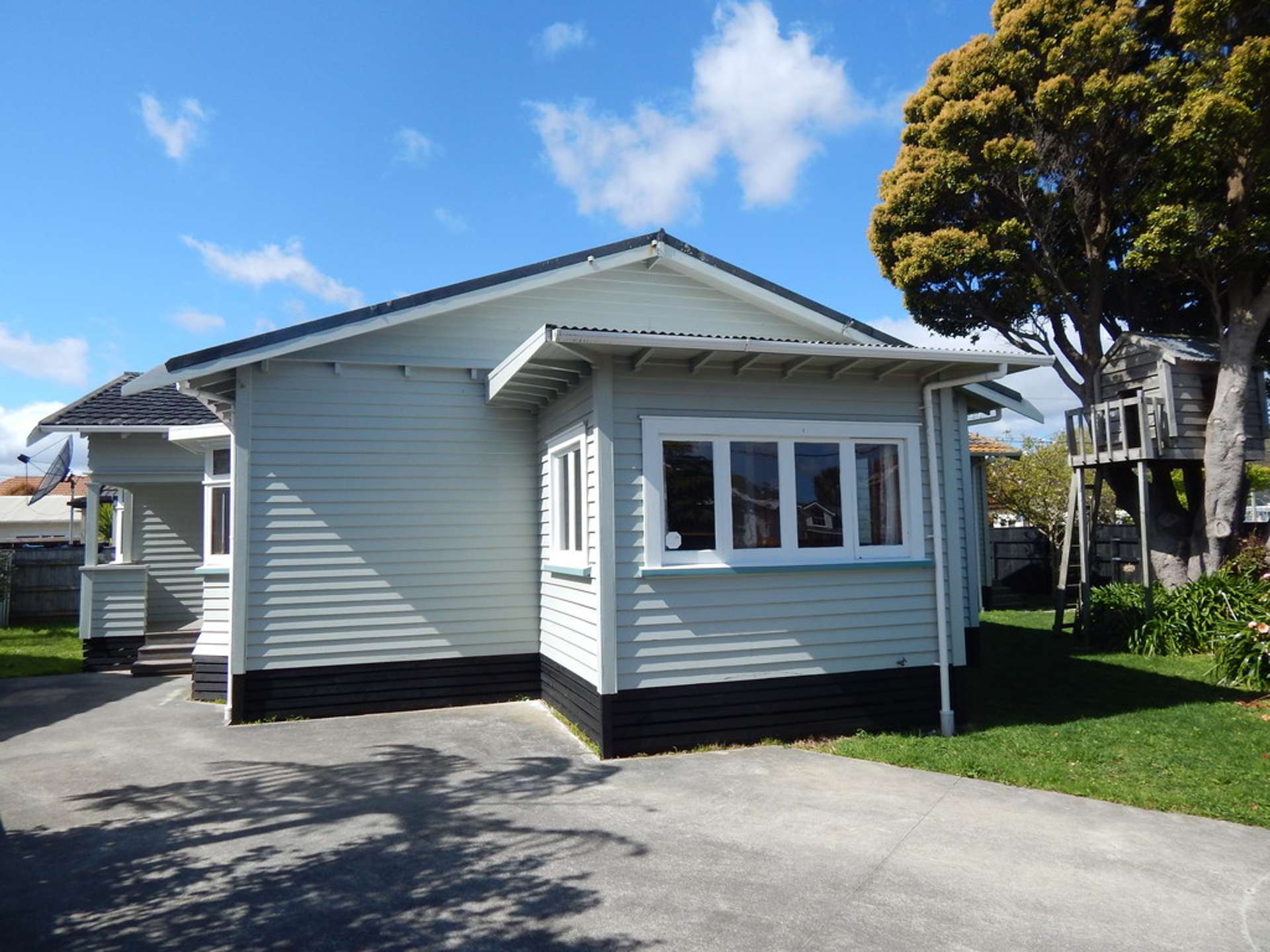 173 Knights Road Lower Hutt_0