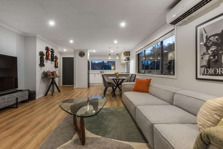6 Pateke Drive Kenepuru_14