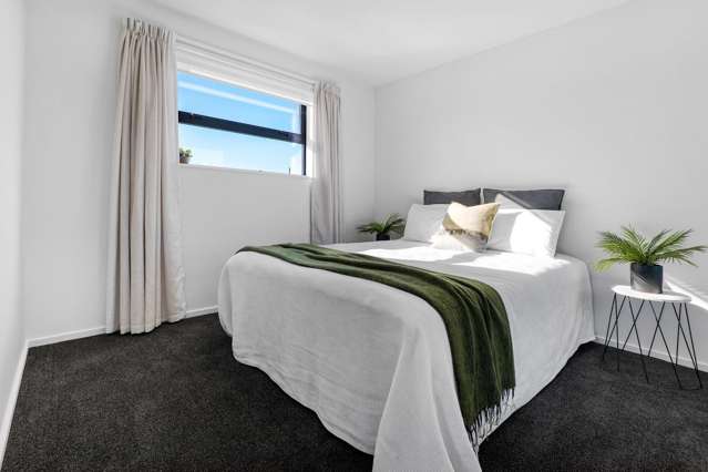 2/8 Antrim Street Sydenham_3
