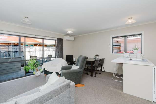 4/82 Clyde Street Hamilton East_4