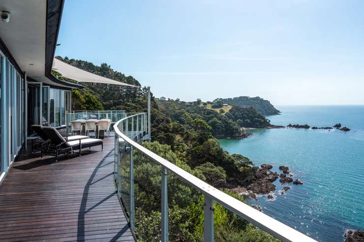 Ocean View Road, Oneroa, Waiheke Island