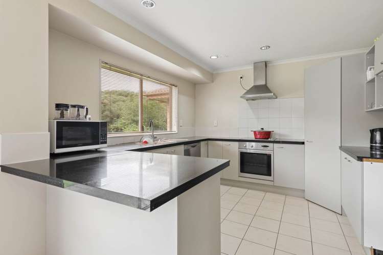 42 Peninsula Road Mangere_5