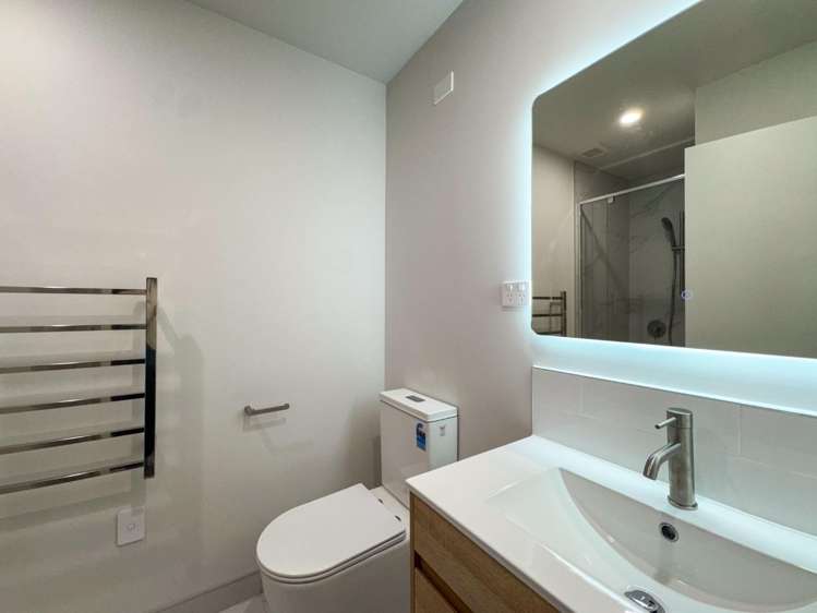 8/6 James Street 10878_5
