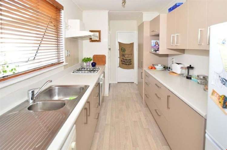 3 Doment Crescent Orewa_8