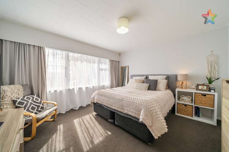 33 Russell Road Wainuiomata_5