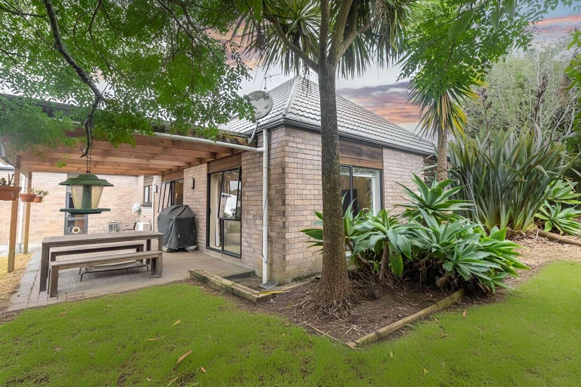 12 Skybird Place Glen Eden_0