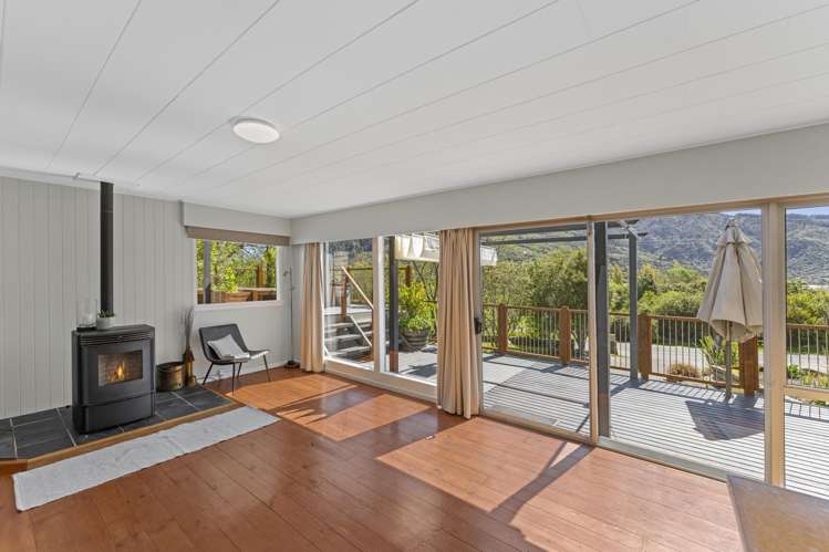 1692 Queen Charlotte Drive Linkwater_5
