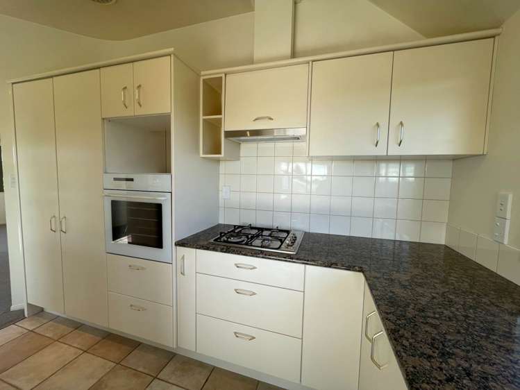 2/12 McArthur Avenue St Heliers_8