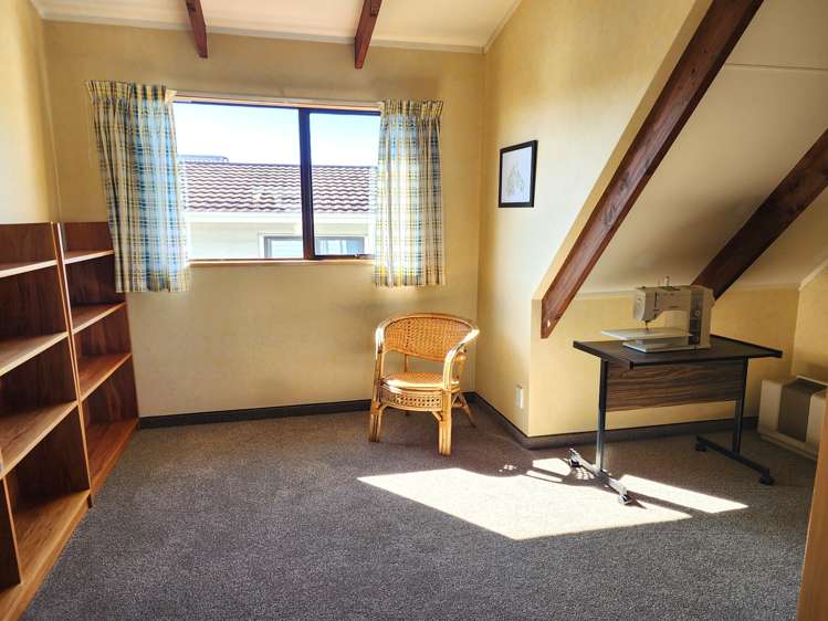 1 Felix-Campbell Street Greymouth_18