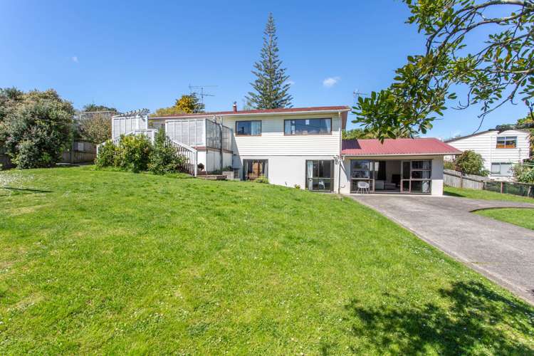 1 Hellyers Street Birkdale_4