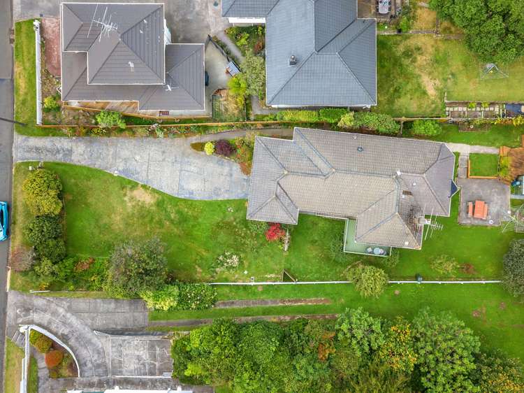 25 Larsen Crescent Tawa_23