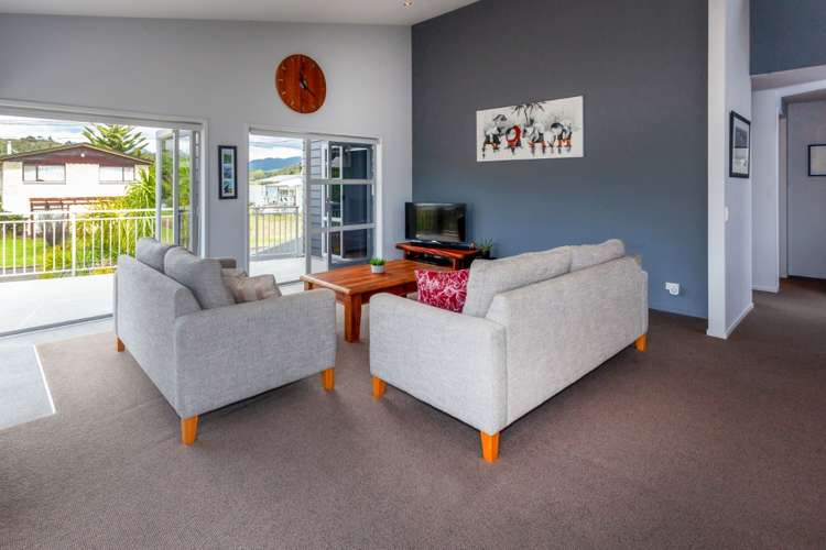 116 Patuwai Drive Whangamata_16