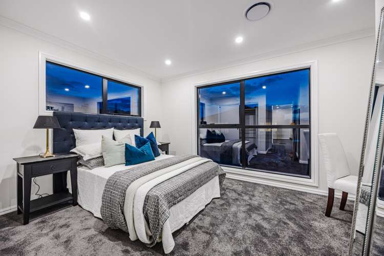 17 Ballyalton Crescent Flat Bush_19