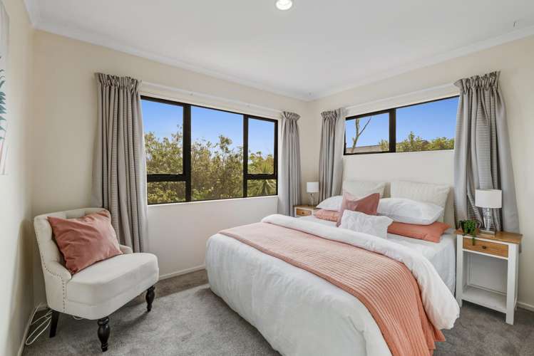 26 Black Teal Close Unsworth Heights_12