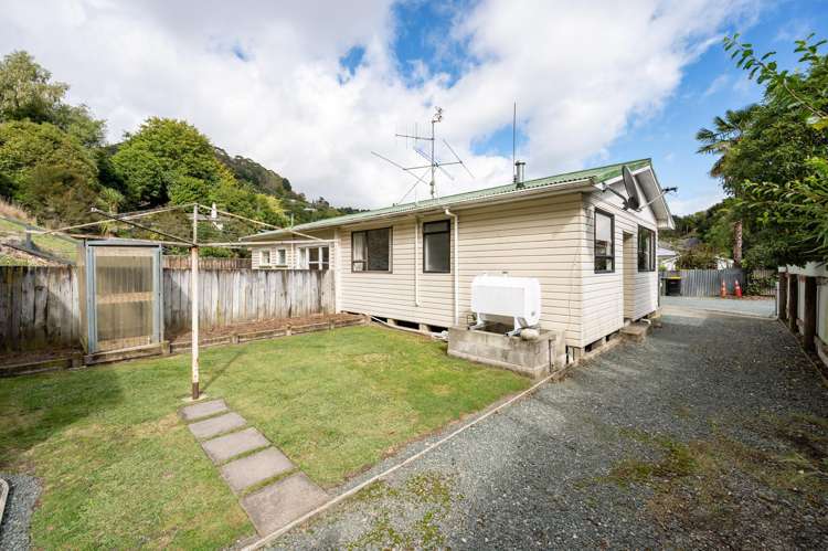 1 and 2/22 Mill Street Maitai Valley_2