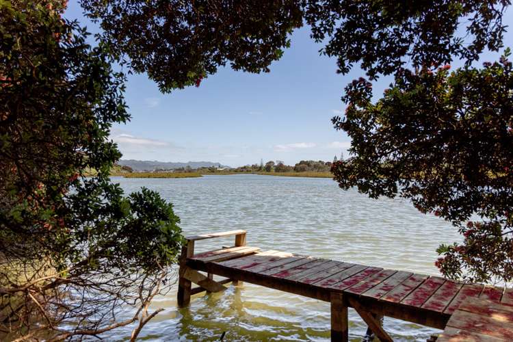 37 Pohutukawa Drive Athenree_22
