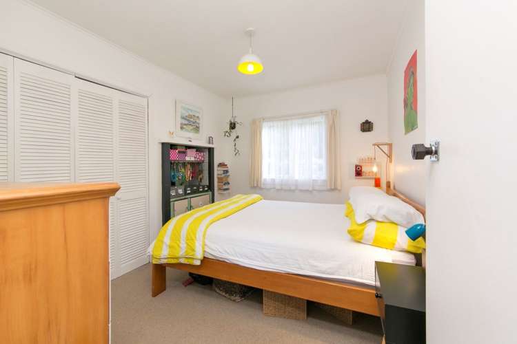 30 Minnehaha Avenue Titirangi_10