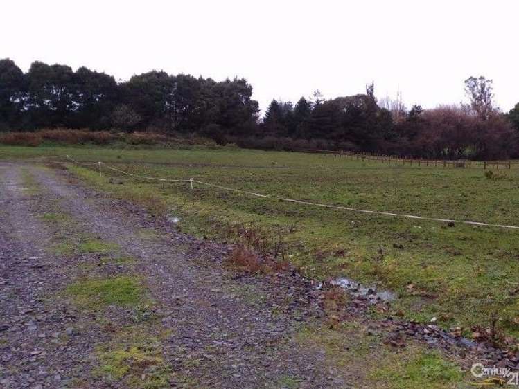 6 Irish Road Mangatawhiri_9