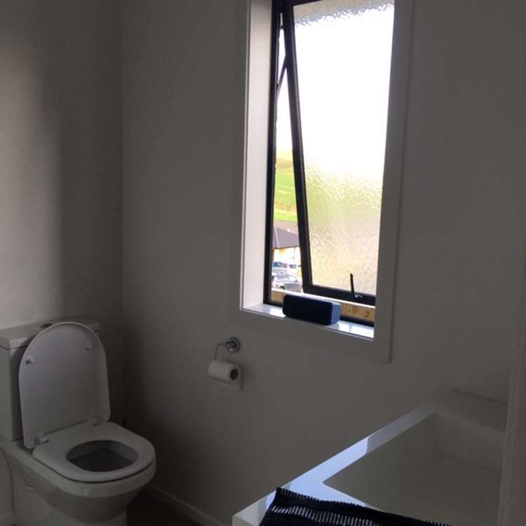 189 Ballintoy Park Drive Welcome Bay_12