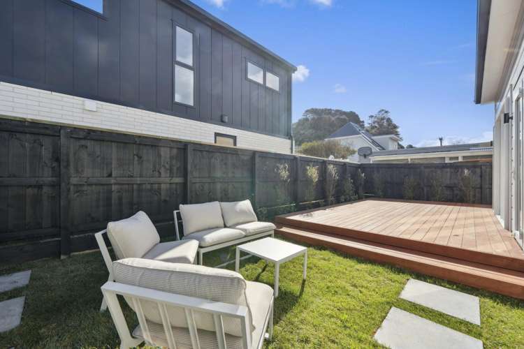 68 Derwent Street Island Bay_22